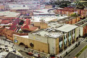 Instalaciones de Bloc Plaza de las Américas