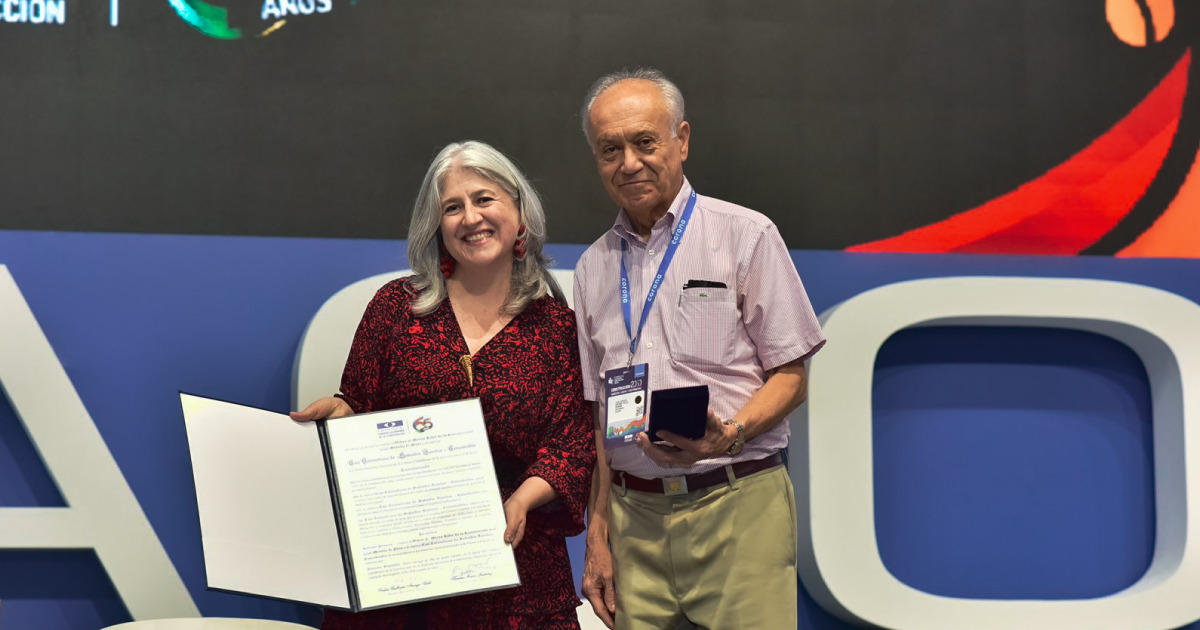 Presidente de Colsubsidio, Luis Carlos Arango, y la ministra de Vivienda, Ciudad y Territorio, Catalina Velasco. 